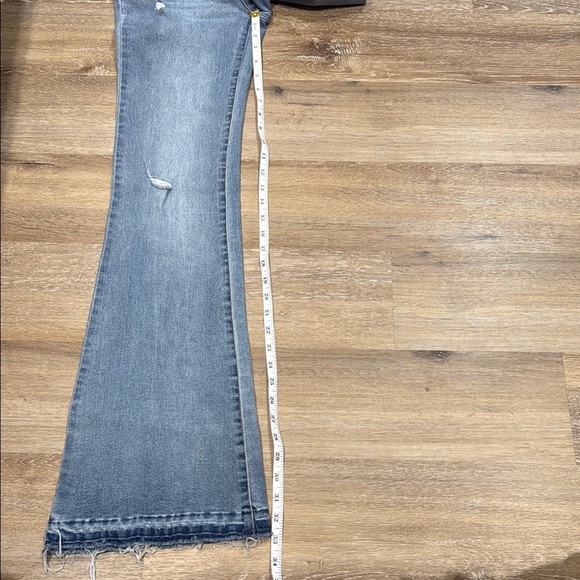 Harper Heritage Size 27 Francesca's Collections  Flare Denim Distressed Details - Picture 3 of 9